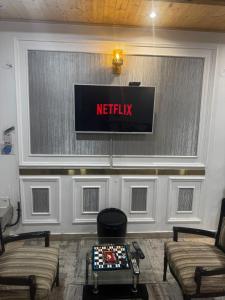 The Ivyview Villa Kumarhatti Barog Near Kasauli