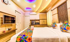 FabHotel Emara Boutique