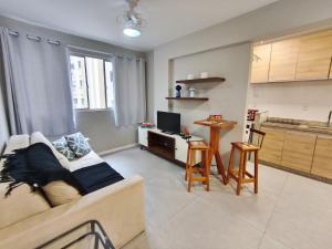 Charmoso 2 dormitórios a poucos passos da Praia em Balneário Camboriú!