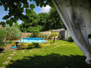 B&B / Chambres d'hotes Choisy le Jacuzzi : photos des chambres