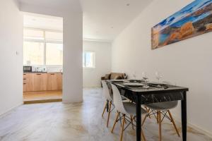 Bright & Airy Apt in Central Sliema - Sleeps 3