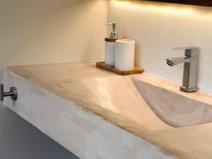 Refúgio perto do mar com hidro 06