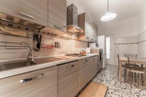 Vacanze Romane - Metro Teano & Wi-Fi