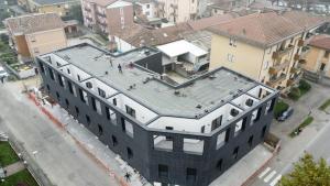 Studio Apartment with Balcony