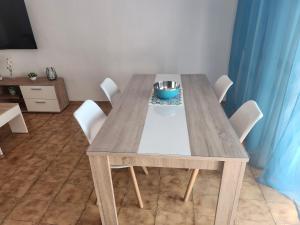 L&J Ocean View Apartment