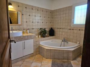 Villas Ideal Provencal family home : photos des chambres