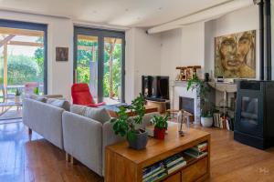 Maison, piscine & vue sur la Cité de Carcassonne