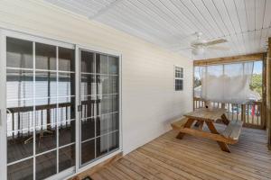 5min to Attractions Shops & Beach and Yard Games