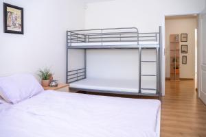 Całoroczny przytulny dom jednorodzinny przy plaży i marinie