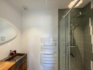 Villas Agosta - Acantha - vue mer a 50 m de la plage, neuve et luxueuse : photos des chambres