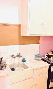 Quiet Arty Cosy Cool Flat Downtown