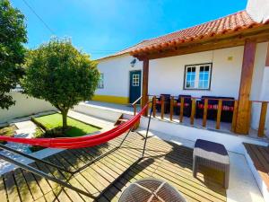Casa da Laranjeira, perto de Obidos, Budha Eden, Dinossauros parque