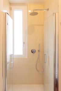 Newly renovated two-room apartment