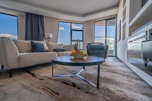 The Curve 2Bed by YourHost Nairobi