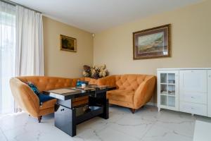 ApartamentSaints - blisko Chojnik, ogród, miejsce na rowery, ogrodzony dla zwierząt