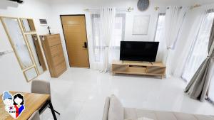 KorPinay House in Mactan with Pool