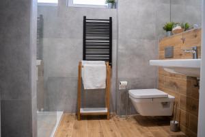 Całoroczny przytulny dom nad morzem Dziwnów przy plaży i marinie