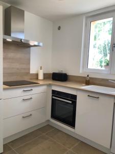 Maisons de vacances Gite 4 pers en Provence avec piscine partagee avec 2nd gite - 4 pers house in Provence with swimming pool to be shared with a 2nd house : photos des chambres