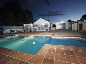 Casa con piscina privada, cerca del mar, aire opcional, wifi gratis, admiten mascotas - ES-184-35