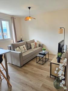 Appartements L-Acacia T2 tout confort avec clim WiFi vue tram : photos des chambres