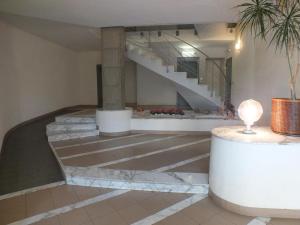 Bonito apartamento de 2 habitaciones en Roses con estacionamiento, aire acondicionado, cerca del centro y de la playa - ES-204-46