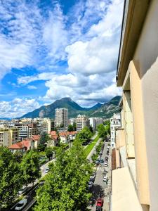 Appartements L-Acacia T2 tout confort avec clim WiFi vue tram : photos des chambres