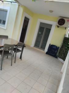 Una apartmani Petrovac