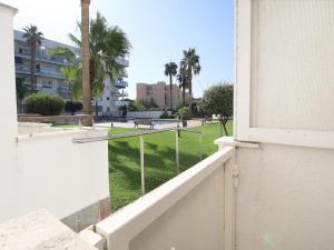 Alquiler Apartamento en Residencial Porto Marina,Roses, para los amantes de la bicicleta, el running, los paseos, el sol y el relax junto a la piscina, un entorno de parques naturales, playas y ambiente vacacional - ES-366-1