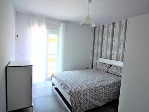 4075 - PUIG 3-4, 2ª LINEA, COMPLETAMENTE RENOVADO, FULL EQUIP, EN PLENO CENTRO, VISTA AL MAR. WIFI - ES-258-85