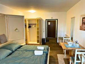 Ridge & Hide Bad Goisern