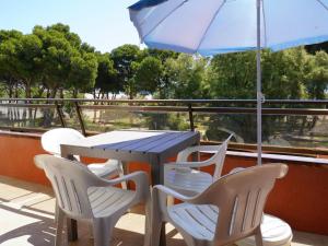 Apartamento en Primera Línea de Playa con Piscina y Terraza – LEstartit - ES-323-26