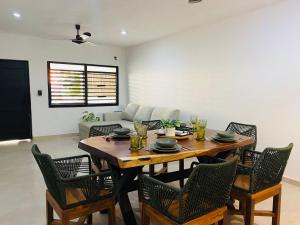 Casa SISAL a una cuadra de la playa