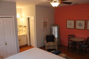 Turtle Beach Inn