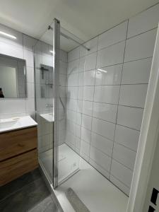 Studio with terrace in the center with AC