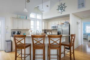 3min Walk to Beach Pool Hot Tub Game Room