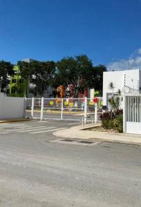 Dreams of Arena in the Jungle of Cancun