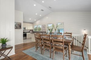 Newly Built Luxury Home Near Beach with Pool and Spa