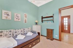 Le Libellule, Terre Marine