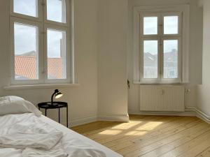 Central and Spacious Apartment for 4