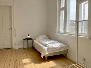 Central and Spacious Apartment for 4