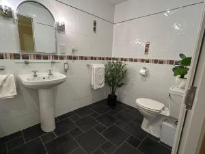 River apartments, 2 bedroom - Killarney, gleneagle