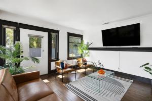 HGTV Featured Modern Craftsman Mins2Beach GameRm