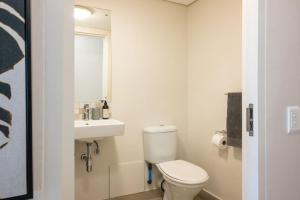 Light and Breezy 517 Millennial