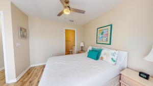 Beach Bummin- 4 Reel