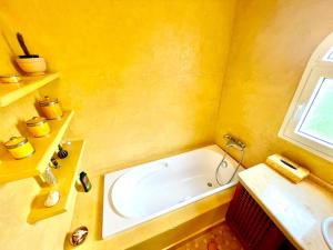 Mirleft Villa, Stunning Ocean Views & Peaceful Stay