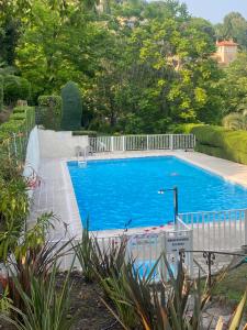 Clim Jardin et parking privé -piscine tennis et Park Vue mer