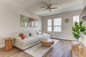 Stylish Midtown 3 Bedroom 4 Bathroom Private Garage Family & Group Ready