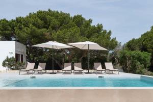 Villa Menorquina con piscina en la playa