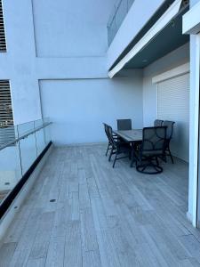 Altomare Panoramic-- Frente al Mar y Parque Central --Excelente Vista