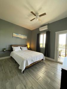 The Palm Beach Villas